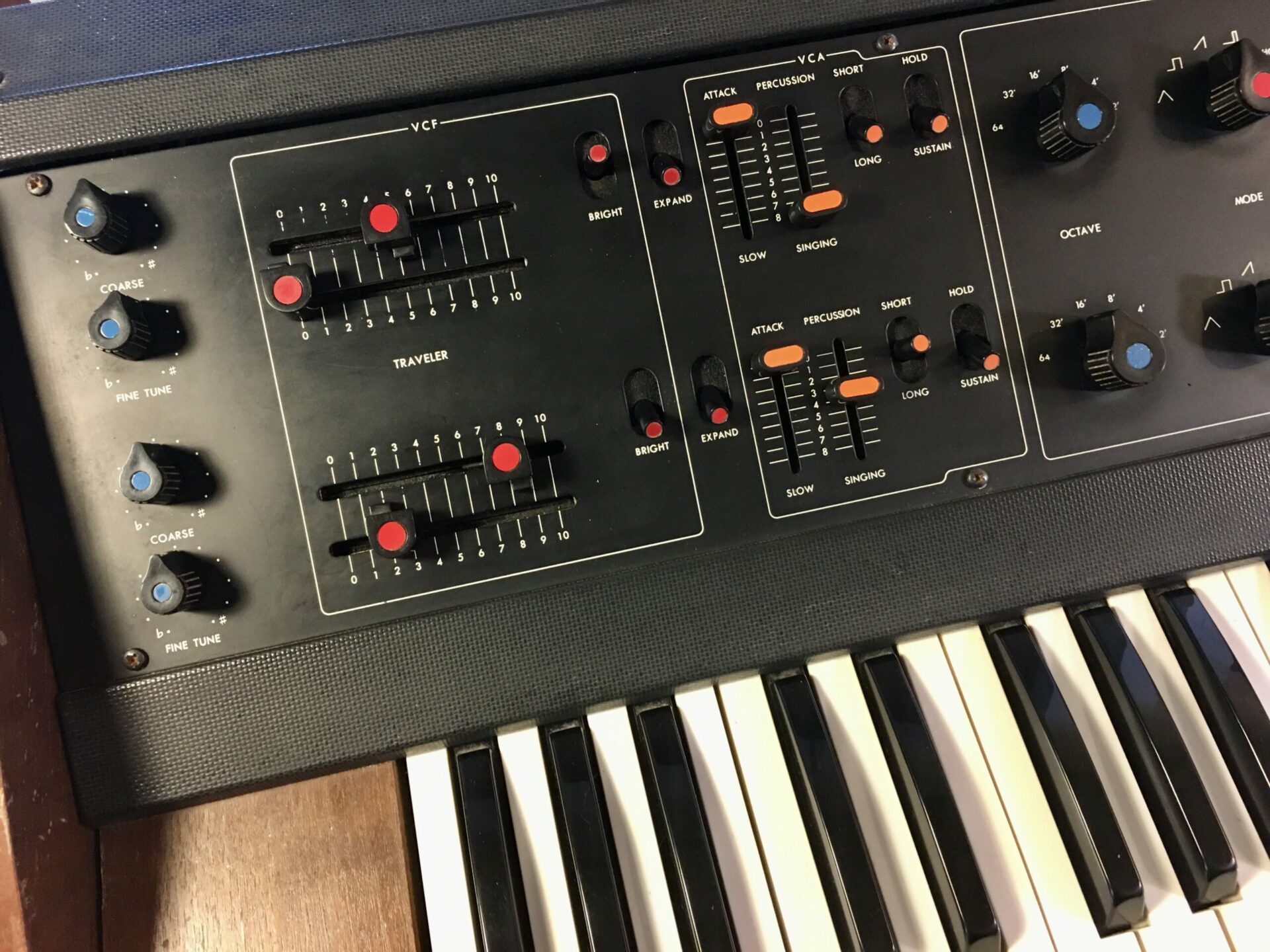 SynthFest France - Tombola vintage 2021 - KORG 800DV SynthFest France - Tombola vintage 2021 - KORG 800DV